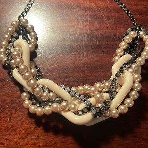 Lia Sophia necklace